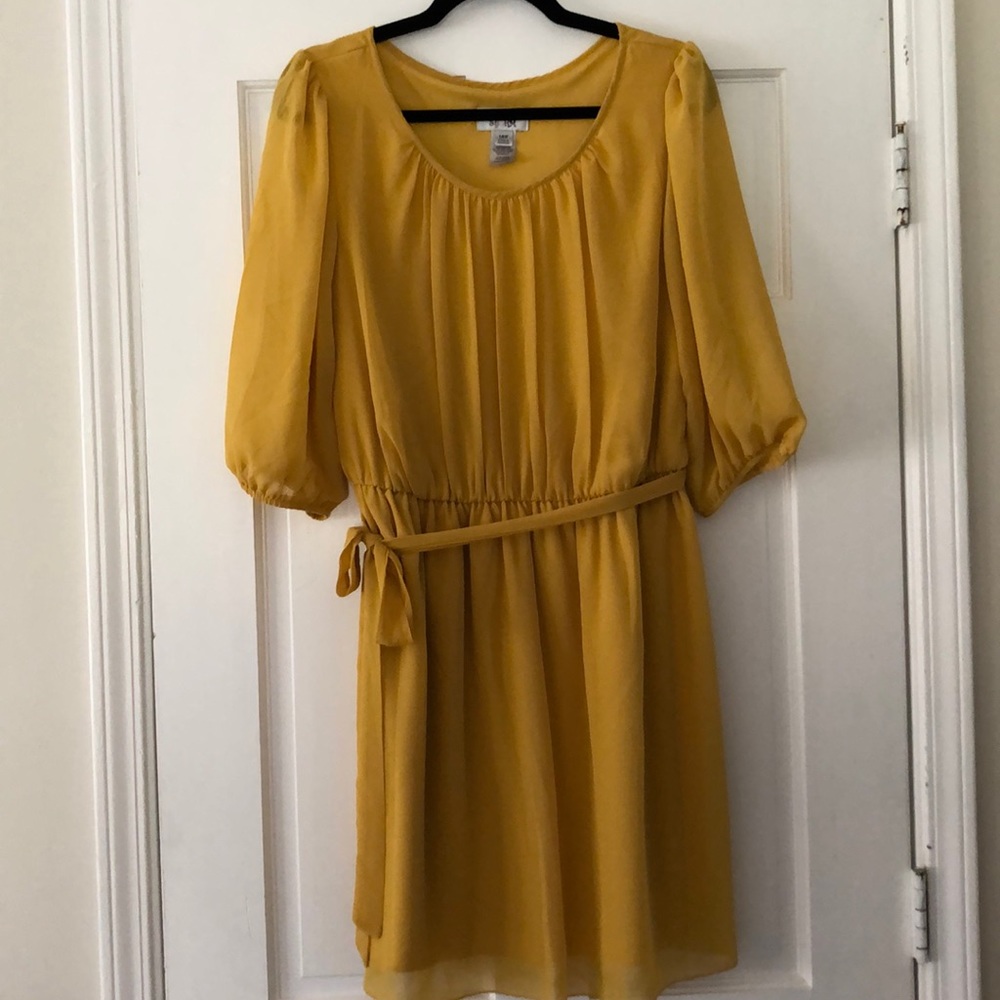 Yellow dress 💛